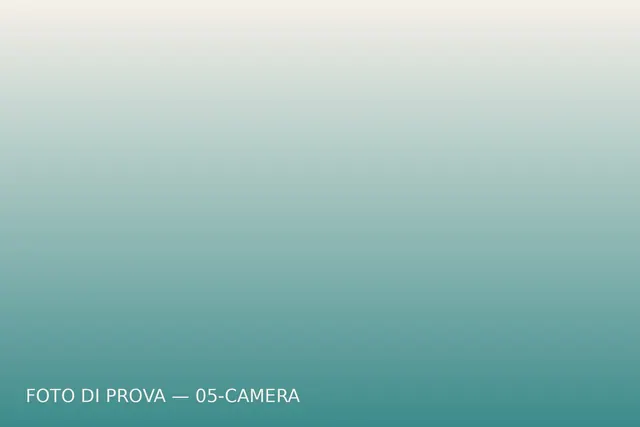 Camera padronale con accesso al balcone
